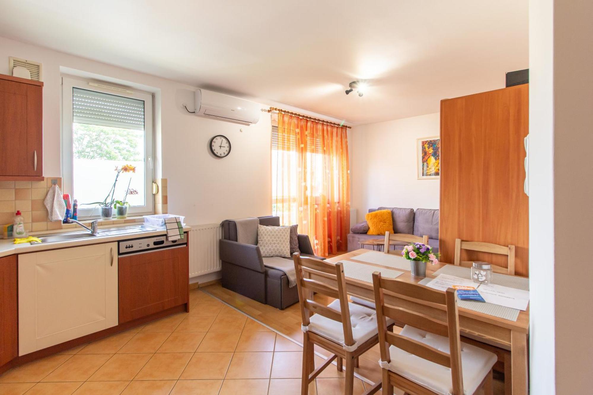 Viky'S Apartment เยอร์ ภายนอก รูปภาพ